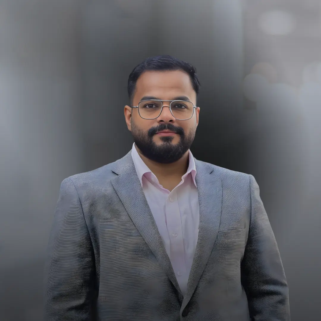 The Legal Mind Bringing Clarity, Confidence & Structure to Modern Business - Abid Millath - eziLINQ blog article featured image